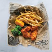 Kids Fish & Chips · 2 pieces Alaskan cod, broccoli, fruit, choice of fries, house side salad or tortilla chips