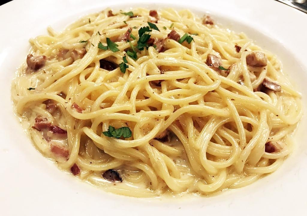 SPAGHETTI CARBONARA · pancetta (italian bacon), onion, garlic, white wine, cream. asiago cheese