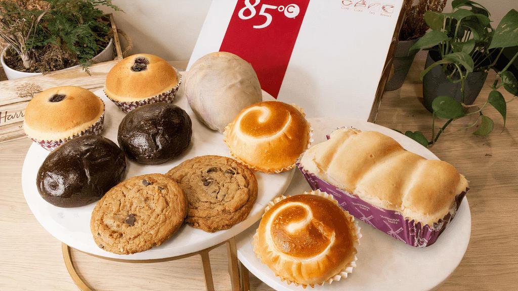 85°C Classics 10-Piece Box Set (2X Milk Pudding, 1 Brioche, 1 Marble Taro, 2X Choco Bun, 2X Berrytal · 10 of the best of 85°C. (Selection dependent on item availability. Sample Box: 2x Milk Pudding, 1 Brioche, 1 Marble Taro, 2x Choco Bun, 2x Berrytale, 2x Chocolate Chip Cookie. Unavailable items will be replaced with equal or greater value item.)