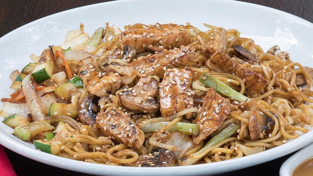 Chicken Yakisoba · Japanese sautéed noodles with vegetables in a special sauce with Chicken