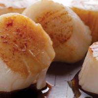 HIBACHI SCALLOPS · Tender sea scallops grilled hibachi style with lemon. . 5 course meals served with. •BENIHAN...