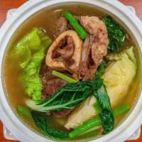 Nilagang Bulalo (Beef Shank Soup) · 