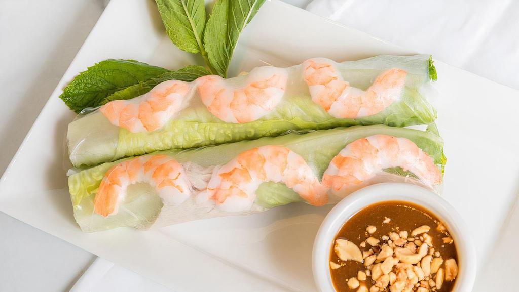 A4. Gỏi Cuốn · Fresh spring rolls (pork and shrimp) (2).
