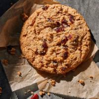 Oatmeal Raisin With Berries Cookie 4-Pack · 350 Cal. A chewy oatmeal raisin cookie with sweetened, dried cranberries and infused, dried ...