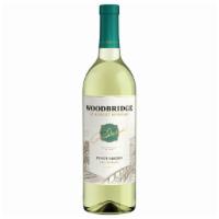 Woodbridge Mondavi Pinot Grigio (750 ml) · Crisp and refreshing, Woodbridge by Robert Mondavi Pinot Grigio White Wine is a food-friendl...