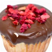 Dark Choco Berry Cupcake · 