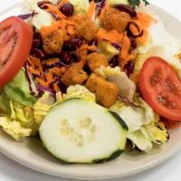 HOUSE SALAD · Tomato, carrot, cucumber, kidney bean, red cabbage, lettuce, croutons