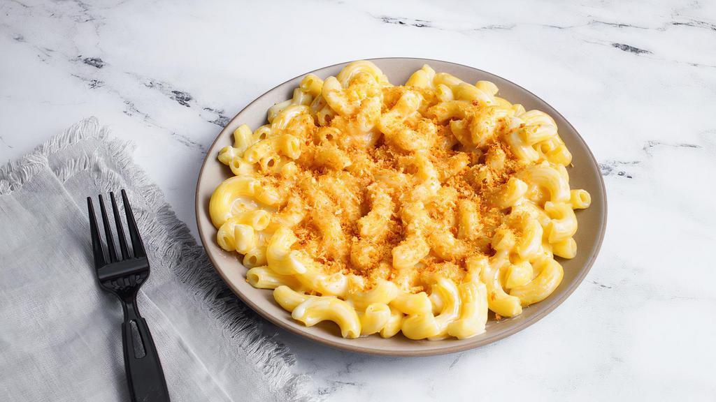Aged White Cheddar Mac (V) by Homeroom · By Homeroom. Super sharp and satisfying. Made with a 5-year-aged sharp white cheddar. Contains gluten and dairy. We cannot make substitutions.