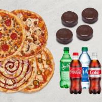 Mod Quad: Pizza, Drinks, Dessert · Four MOD-size pizzas, four bottled beverages, and four No Name Cakes