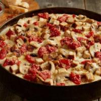 Great White® Pizza - Mini · Grilled chicken | creamy alfredo | mushrooms | roasted garlic | parmesan cheese | seasoned t...