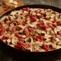 Great White® Pizza - Shareable · Grilled chicken | creamy alfredo | mushrooms | roasted garlic | parmesan cheese | seasoned t...