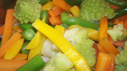 Steamed Mixed Vegetable · Carrots, cauliflower, broccoli.
