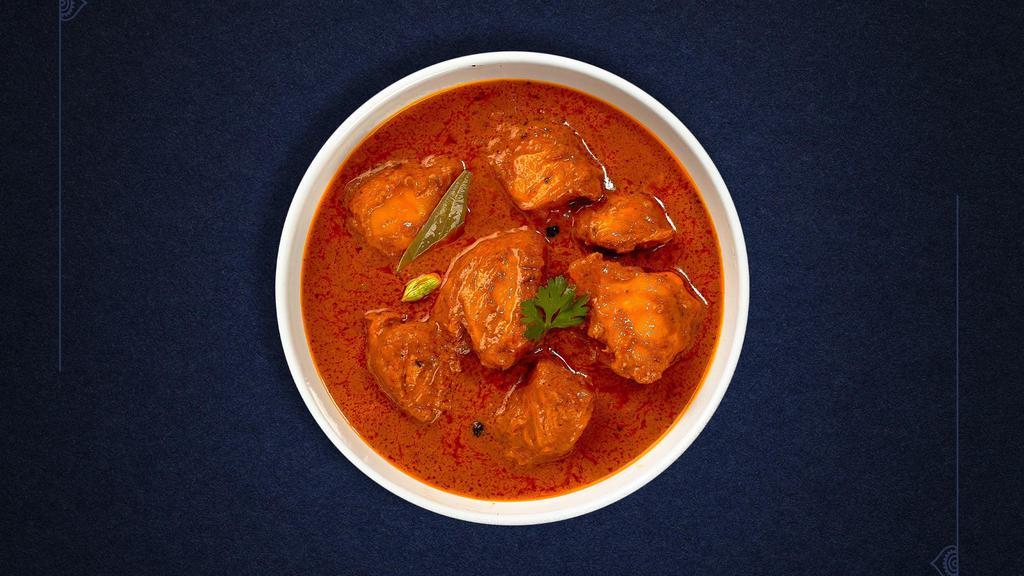 Chicken Curry Clues  · Free range chicken breast in a tomato based onion gravy with freshly ground spices.