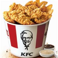 Tenders Share Meal · 6 Extra Crispy Tenders, Large Fries, and 2 dipping sauces. (1930-2000 cal.)