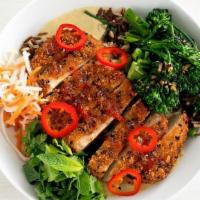 Far East Bowl · Choice of grilled tempeh or crispy sesame chick'n with brown rice, roasted garlic broccoli, ...