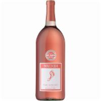 Barefoot Cellars Pink Moscato (1.5 L) · This deliciously sweet wine has flavors and aromas of Moscato with additional sweet layers o...