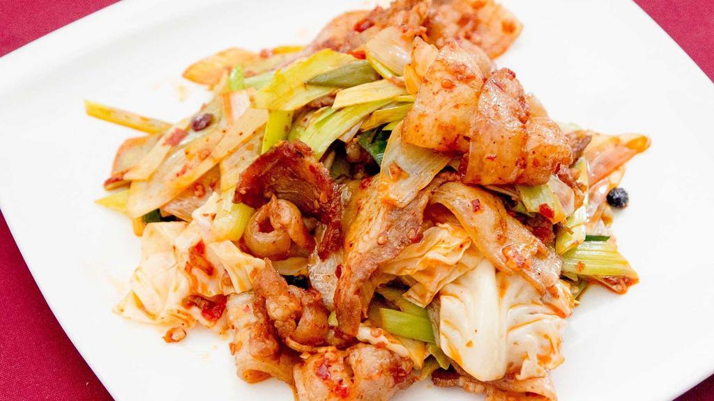 Szechuan Twice Cooked Pork · 川味回鍋肉   *SPICY Pork slices sauteed with cabbage and leek in szechuan chili bean sauce.