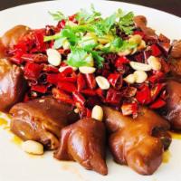 Hot & Spicy Pig's Feet · 香辣美容蹄  *SPICY 
 Pig feet with explosive chili pepper.