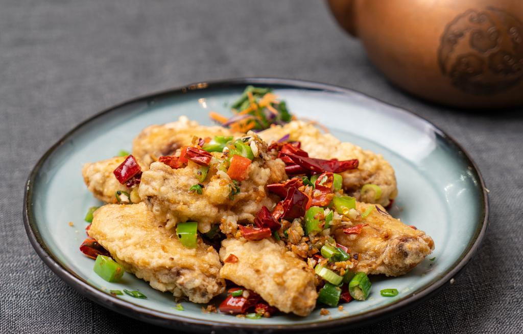 Crispy Salt & Pepper Chicken Wings (6) · Deep fried chicken wings seasoned with Chinese style salt and pepper.