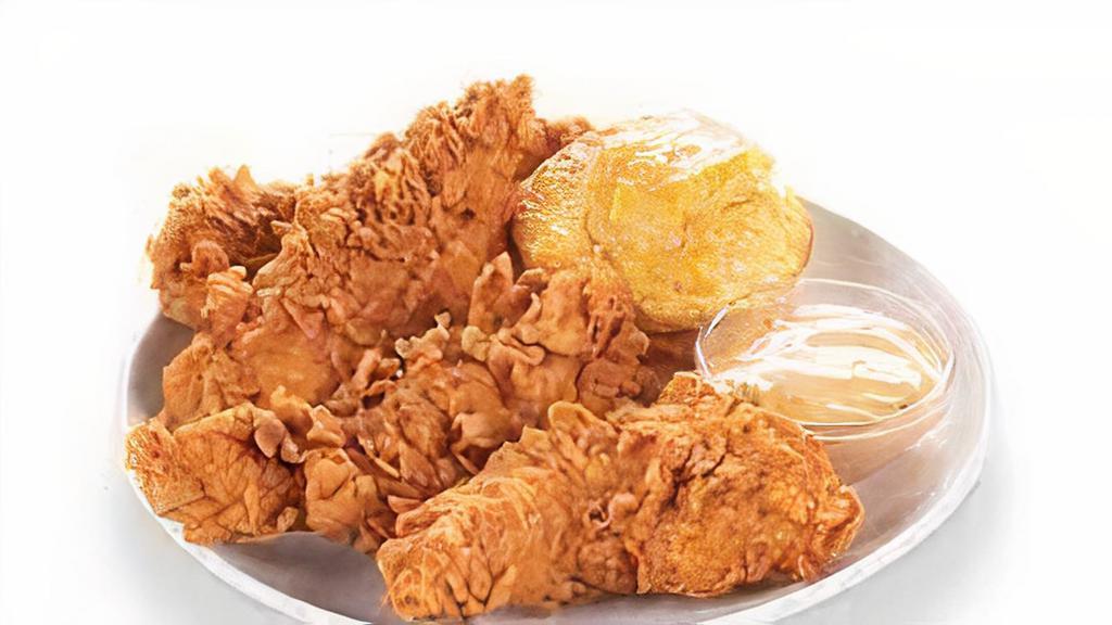 8 Piece Cajun Tenders · Enjoy 8 Pieces of Cajun Tender with 3 Dipping Sauces.