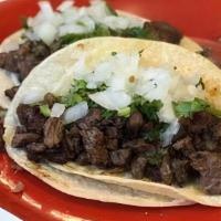 Tacos Regulares / Regular Tacos · Elección de carne, cilantro y cebolla. / Choice of meat, cilantro and onion.