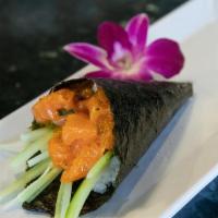 Spicy Salmon Hand Roll · Spicy salmon, Cucumber