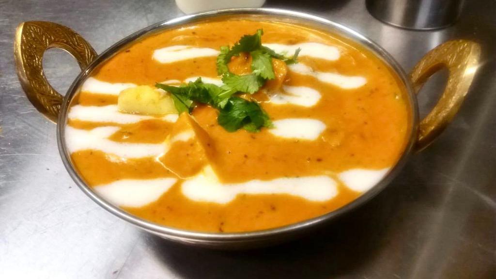 Paneer butter masala · Cottage cheese and phool makhana cooked in a makhani sauce. * 
 
*Popular Item