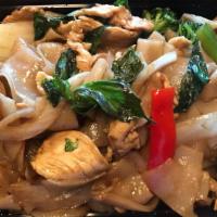 #61. Pad Kee Mao · Spicy. Flat rice noodles w/ your choice of meat, broccoli, tomatoes, bell pepper, basil & ch...