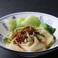 25. Vegetarian Biang Biang noodles with sizzling oil · Spicy.