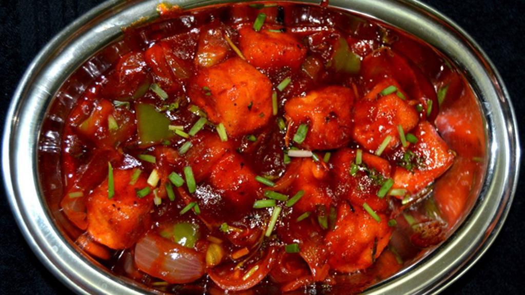 Chilli Paneer · Deep fried indian cottage cheese sautéed with diced onions and bell peppers in chef's special hot chili sauce