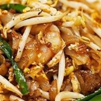 Veggie Char Kway Teow · Stir fried soft rice noodles or Vermicelli with eggs and bean sprouts.