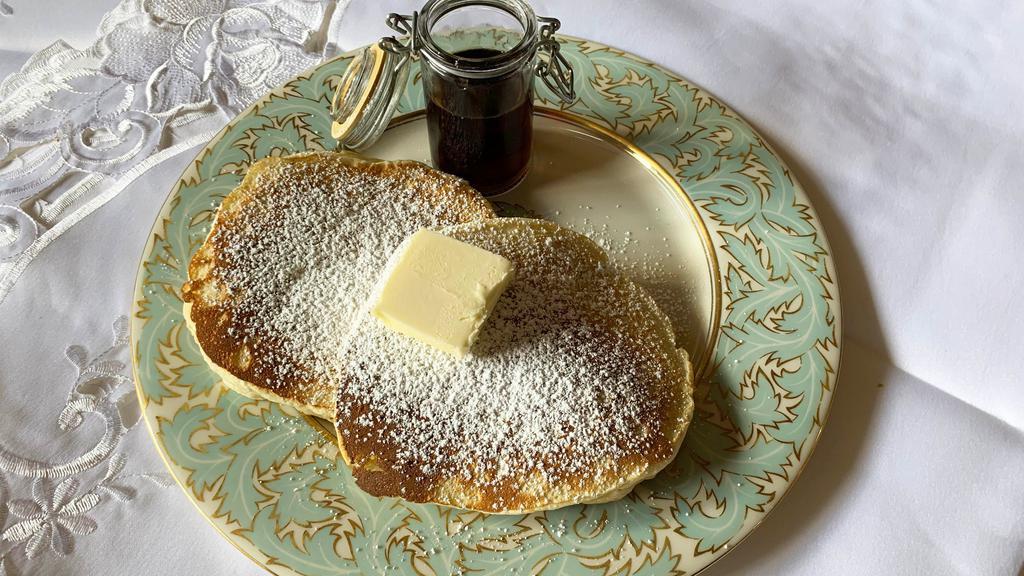 Buttermilk Pancakes with Butter ＆ Syrup · 