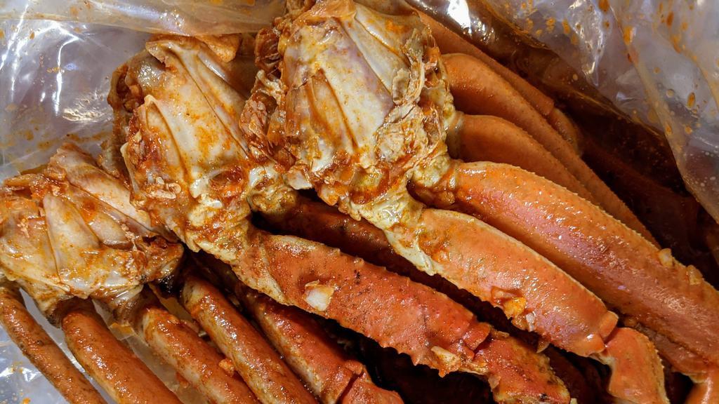 Snow Crab · 2 Clusters - Approx. 1.5 lbs