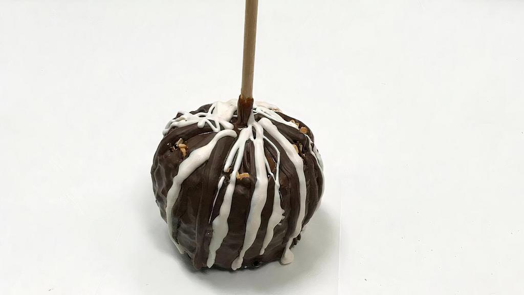 Caramel apple with Peanut and chocolate · Caramel apple with peanut and dipped in chocolate and drizzle.