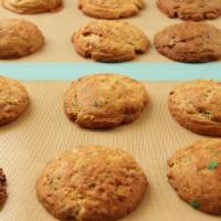 Warm Cookies (6) · 6 Freshly Baked Cookies