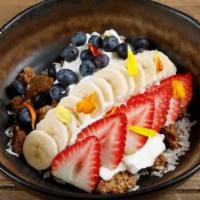 Honey & Oats Granola Parfait · Banana, berries, coconut flakes with greek yogurt or Milk