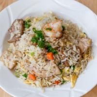 Fried Rice Dish / 炒饭 · Choice of: egg, chicken, beef, pork, shrimp, vegetable, combination for an additional charge...