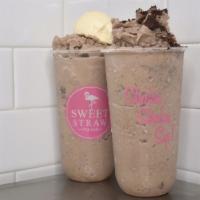 Oreo Blended Ice · Creamy Oreo smoothie w/ Oreo Chunks included. (Vegan, Dairy-Free, Caffeine-Free)