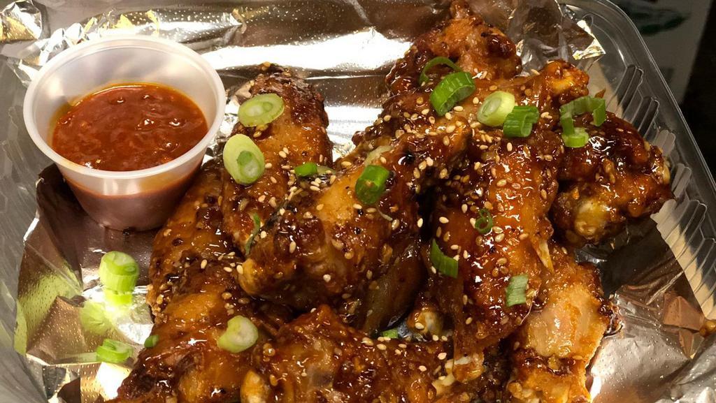 Chicken wings 6 pcs  · Bone in chicken wings with choice of flavour