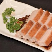 澳門爆腩仔/Crispy skin roast pork · Crispy skin roast pork
