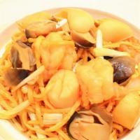 海鮮乾燒伊麵/Seafood E-Fu Noodles · Seafood E-Fu Noodles
