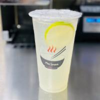 D7. Fresh Squeezed Lemonade / Nước Đá Chanh · 