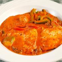 Chicken Cacciatore · Skinless and boneless chicken breast sautéed with fresh vegetables.