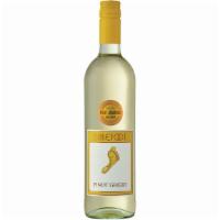 Barefoot Cellars Pinot Grigio (750 Ml) · A light-bodied classic with a crisp, bright finish, Barefoot Pinot Grigio offers all the fla...