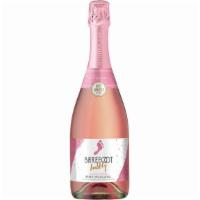 Barefoot Bubbly Pink Moscato (750 Ml) · This deliciously sweet wine has flavors and aromas of Moscato with additional sweet layers o...