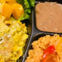 Chilaquiles  · Chilaquiles con arroz y frijol