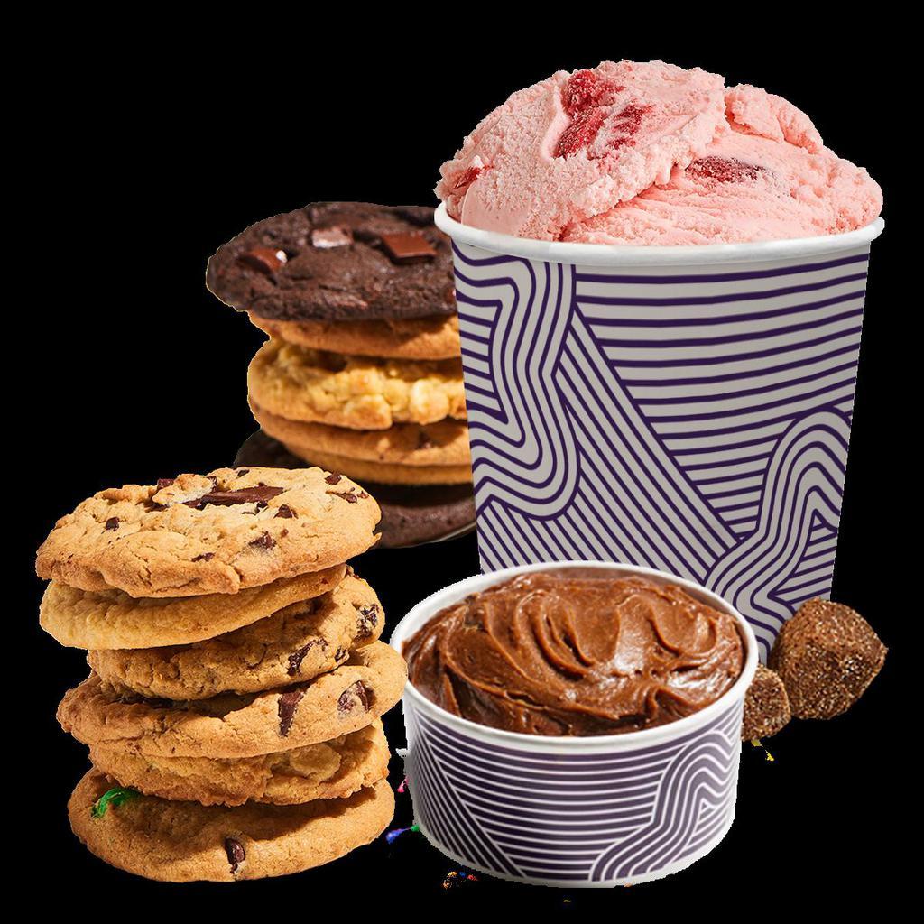 Large DIY Cookie'wich Kit · Choose 12 Classic cookies, a quart of ice cream, a side of cookie butter, and 6 toppings to make 6 customizable Cookie'wiches.
