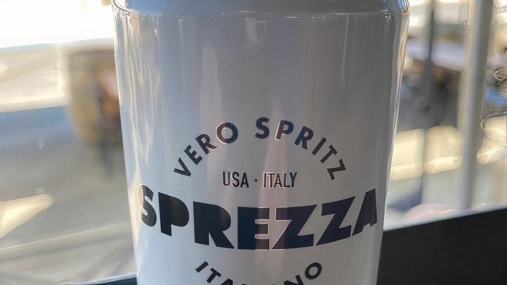 Can Vero Spritz Rosso · 8.4 oz. Italian Spritzer: Red Vermouth, Orange Bitters, Sparkling Water.