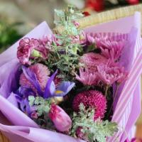 Shraon Bouquet 070 · *The photo is deluxe size. Standard size will be smaller/less flowers and premium size will ...