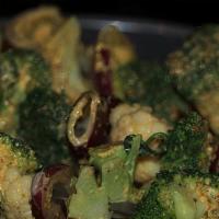 Mix Tandoori Vegetables (VEGAN) · Gluten- Free. Vegetarian. Broccoli, red pepper, pineapple, cauliflower marinated in yogurt a...